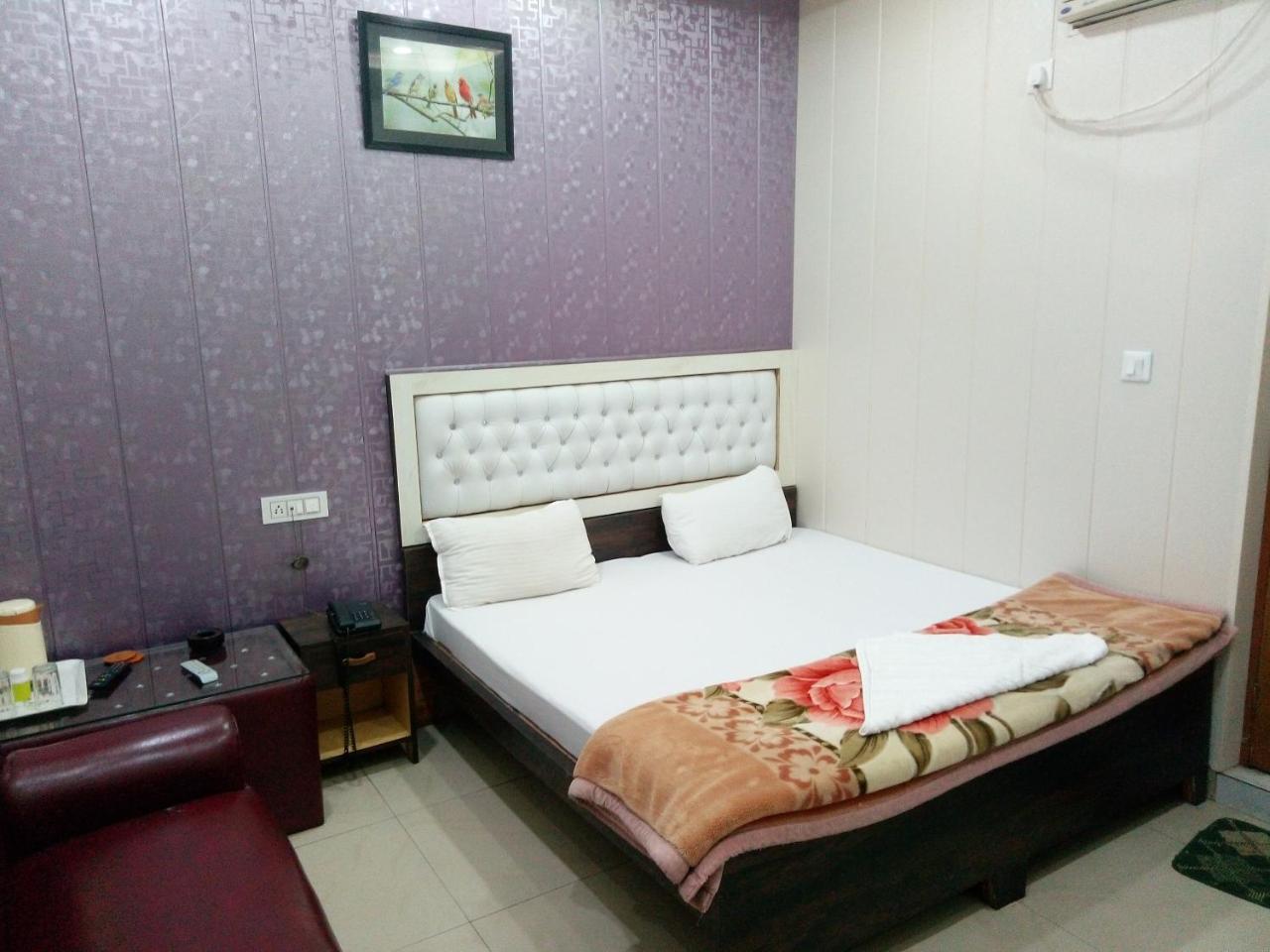 Hotel Sunrise Orai Exterior photo